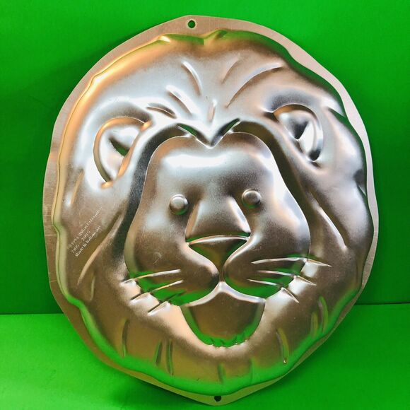 Wilton JUNGLE LION Face Zoo Animal Kids Birthday Party Cake PAN Mold #2105-2095 - Picture 2 of 3